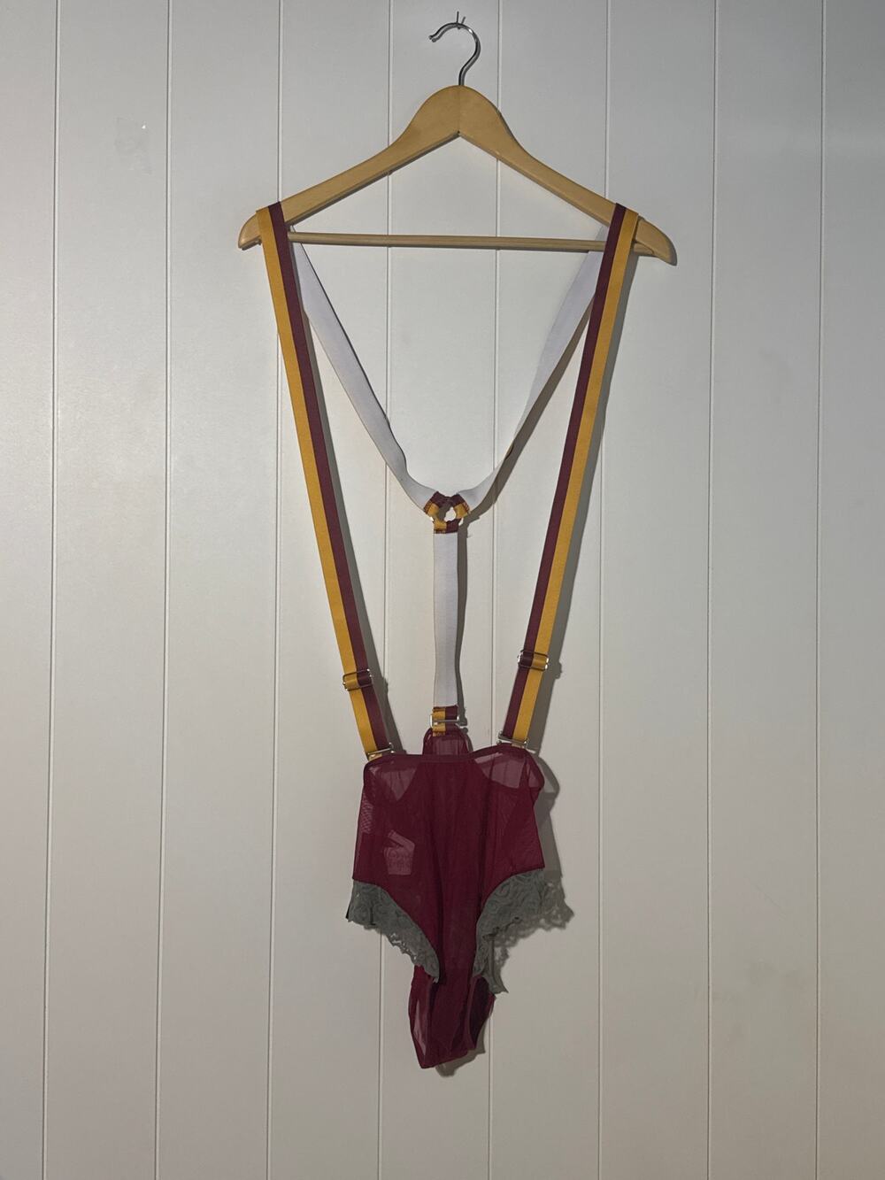 Yandy Sheer Mesh Lace Teddy Bodysuit Burgundy Adjustable Straps Size M/L NWT